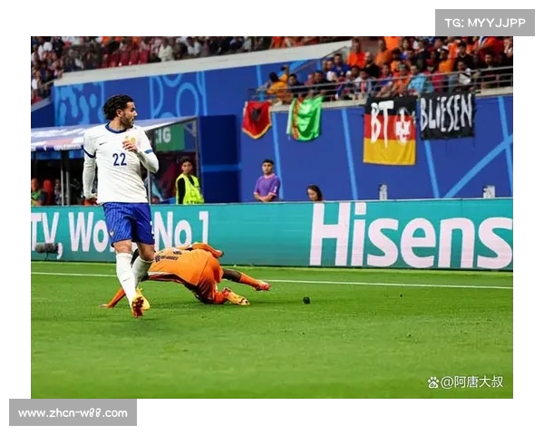 世界杯预选赛焦点战:法国队迎战荷兰 世界杯预选赛焦点战:法国队迎战荷兰