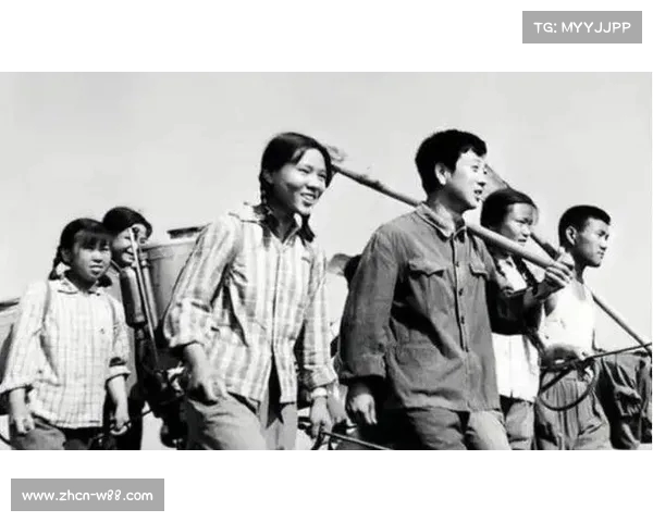 上海知青与丈夫女儿诀别,回城前的最后一刻:解开衣扣背后的深意 上海知青与丈夫女儿诀别,回城前的最后一刻:解开衣扣背后的深意