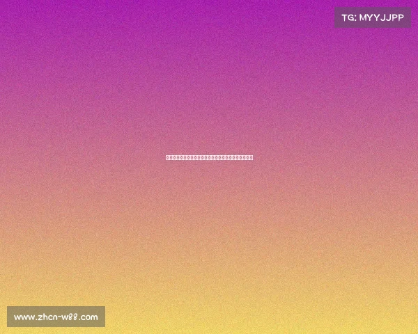 跌至第位!克林根与美女热烈拥抱,恩师赫尔利在旁见证 跌至第位!克林根与美女热烈拥抱,恩师赫尔利在旁见证